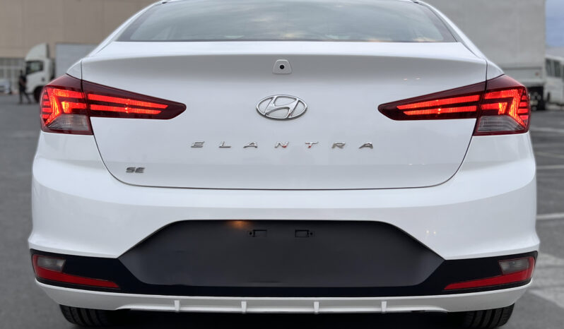 
								2020 Hyundai Elantra SE full									