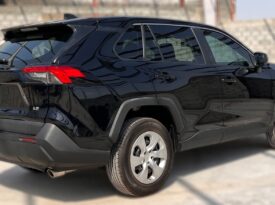 2023 TOYOTA RAV4 LE 2.5L V4