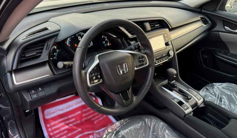 
								2020 HONDA CIVIC LX  2L V4 full									